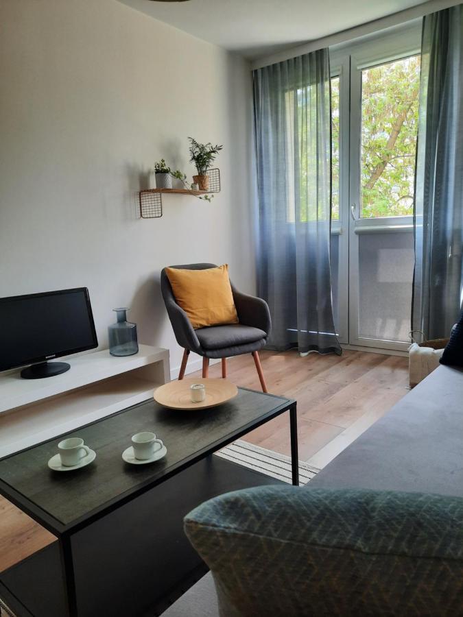 Apartament W Centrum Wroclawia Apartamento Exterior foto